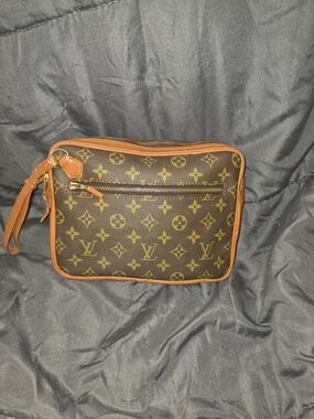 Project - Louis Vuitton Brown Monogram Canvas Men’s Wristlet Pouch